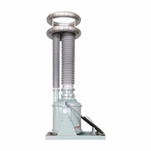 Sõidukile kinnitatud vahelduvvoolu resonantstestija